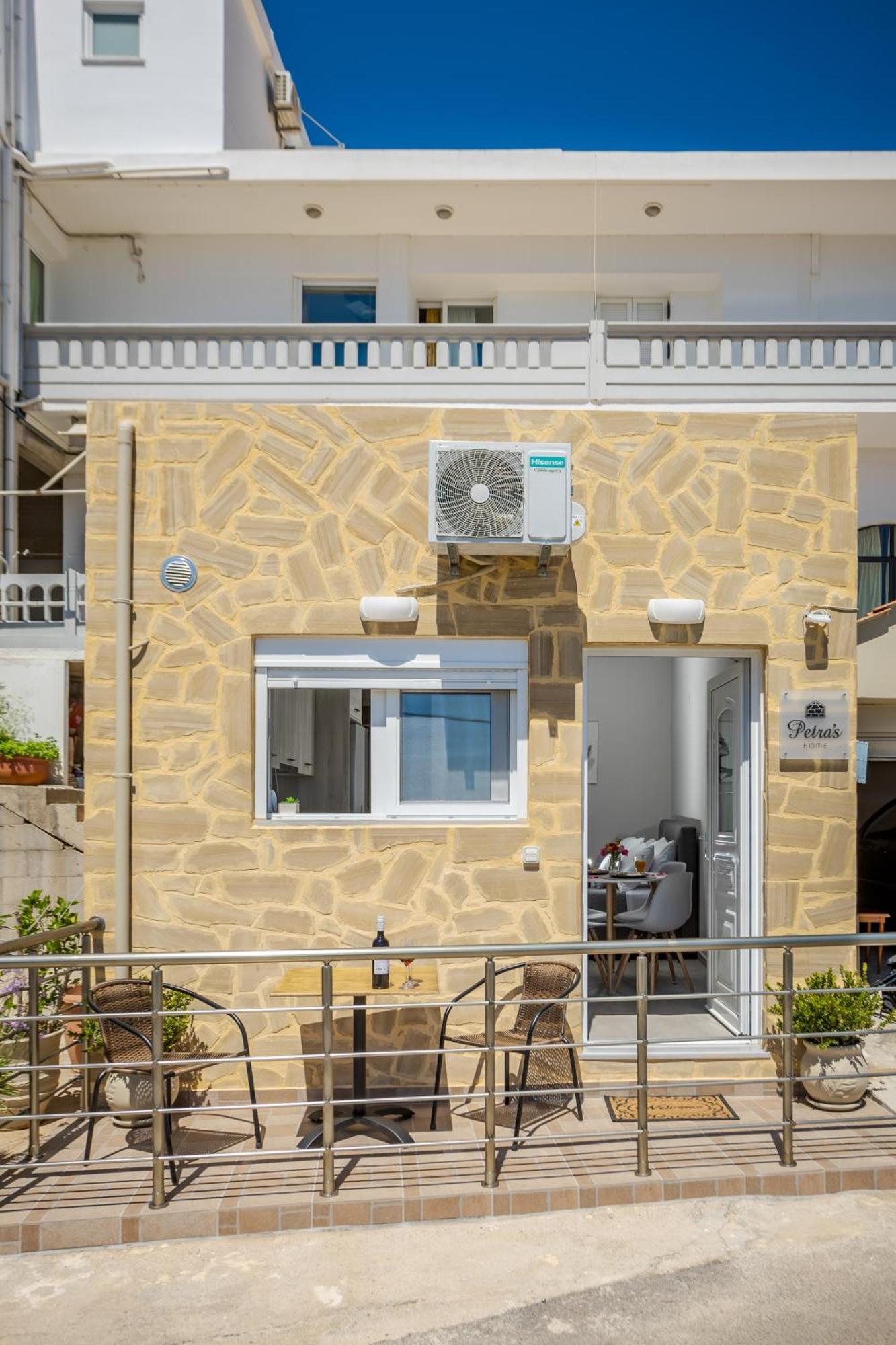 Petra'S Charming Home, 500M To Beach Hanya Dış mekan fotoğraf